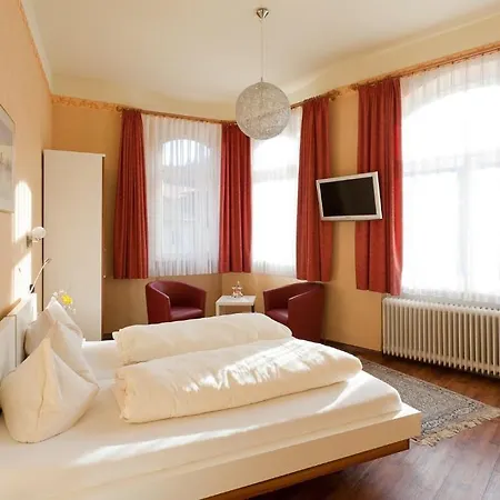 Kuehler Krug فندق