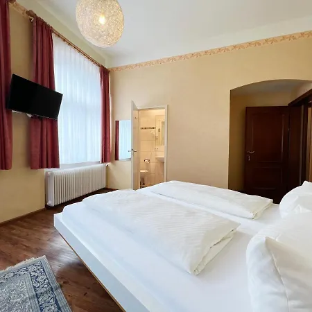 Kuehler Krug فندق